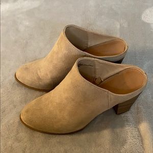 Express tan booties